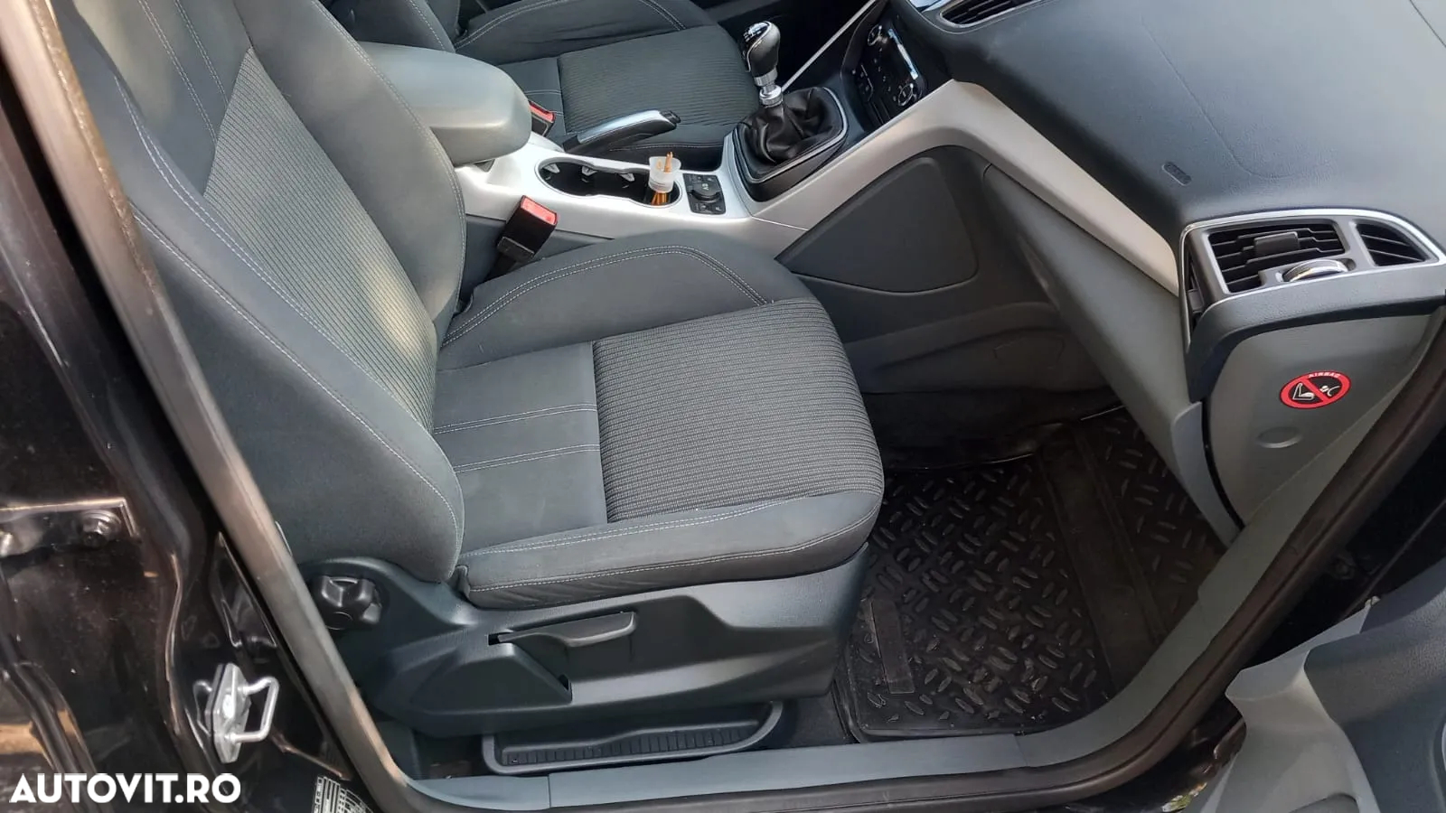 Ford C-Max 1.6 EcoBoost Titanium - 9