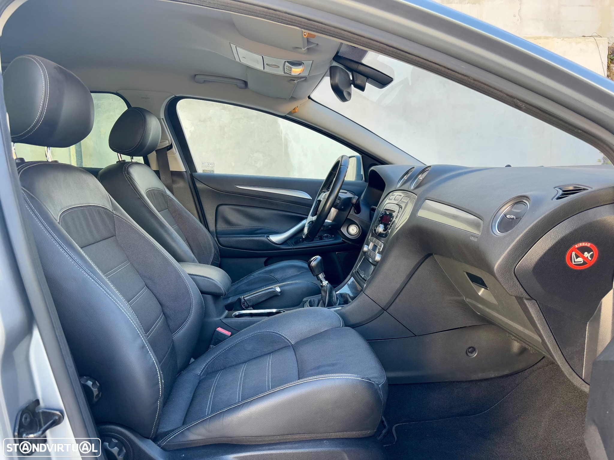 Ford Mondeo SW 2.0 TDCi Titanium - 28