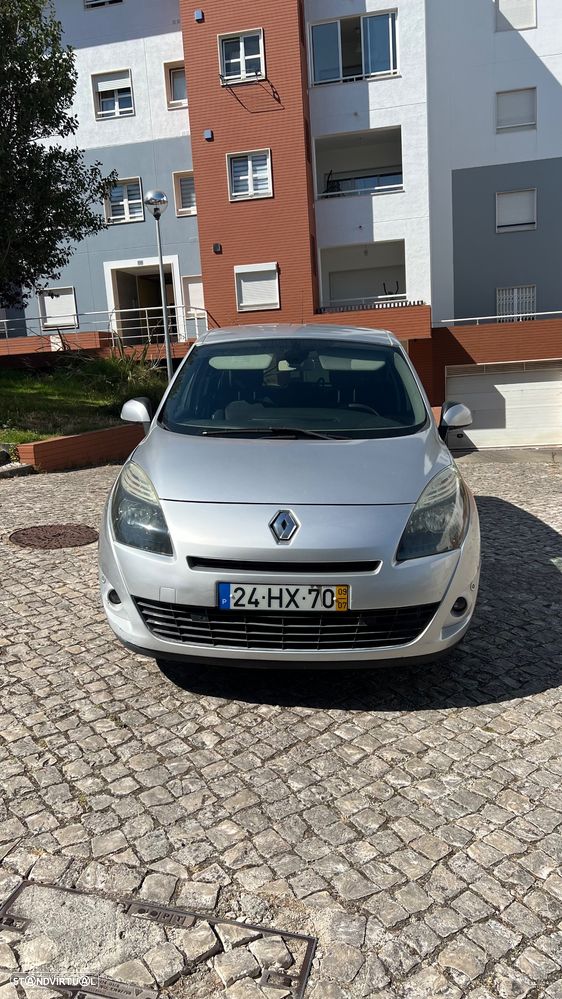 Renault Grand Scénic 1.5 dCi Luxe 7L - 2