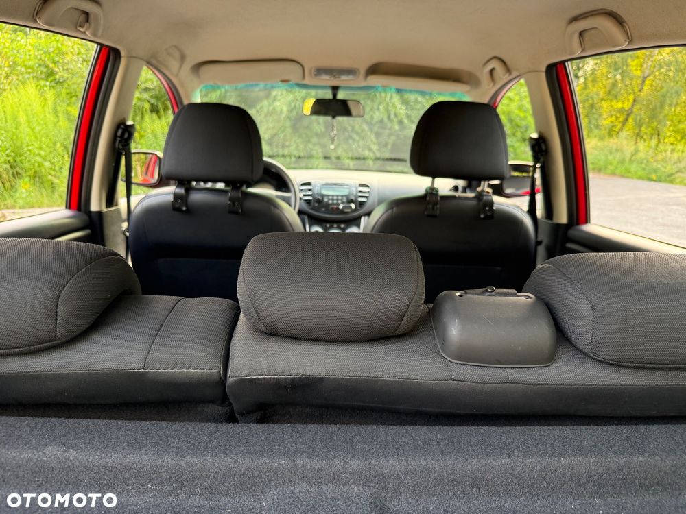 Hyundai i10 1.1 Classic + - 28