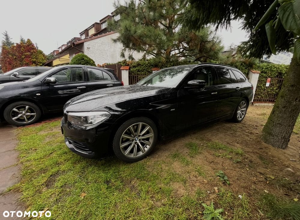 BMW Seria 5 520d Sport Line - 11