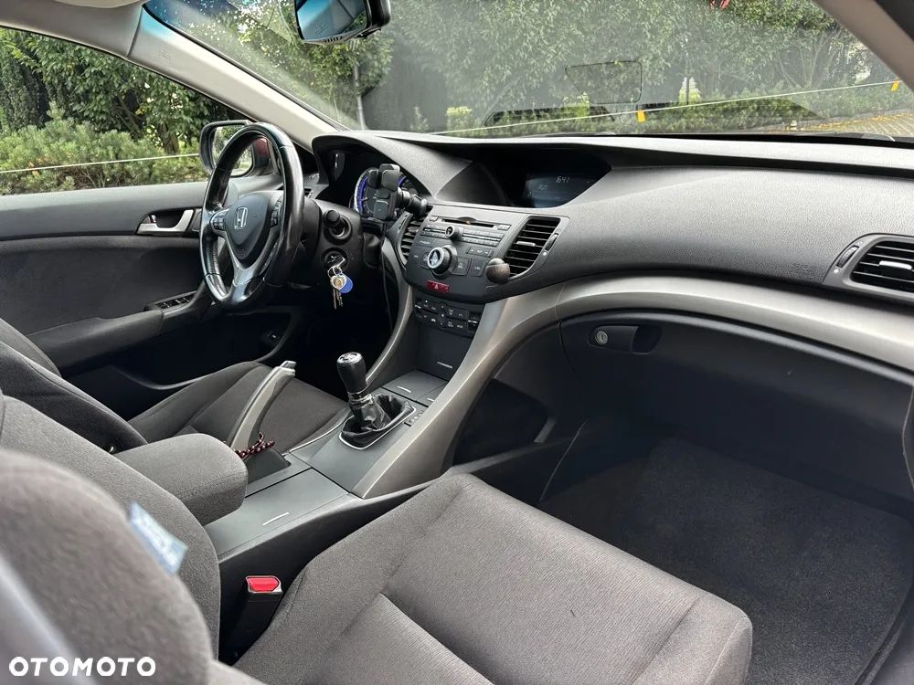 Honda Accord 2.0 Elegance - 11