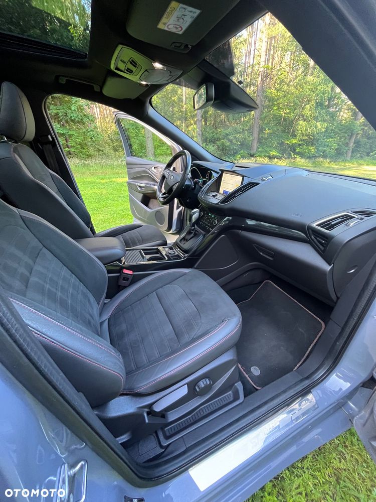 Ford Kuga 1.5 EcoBoost 4x4 ST-Line - 18