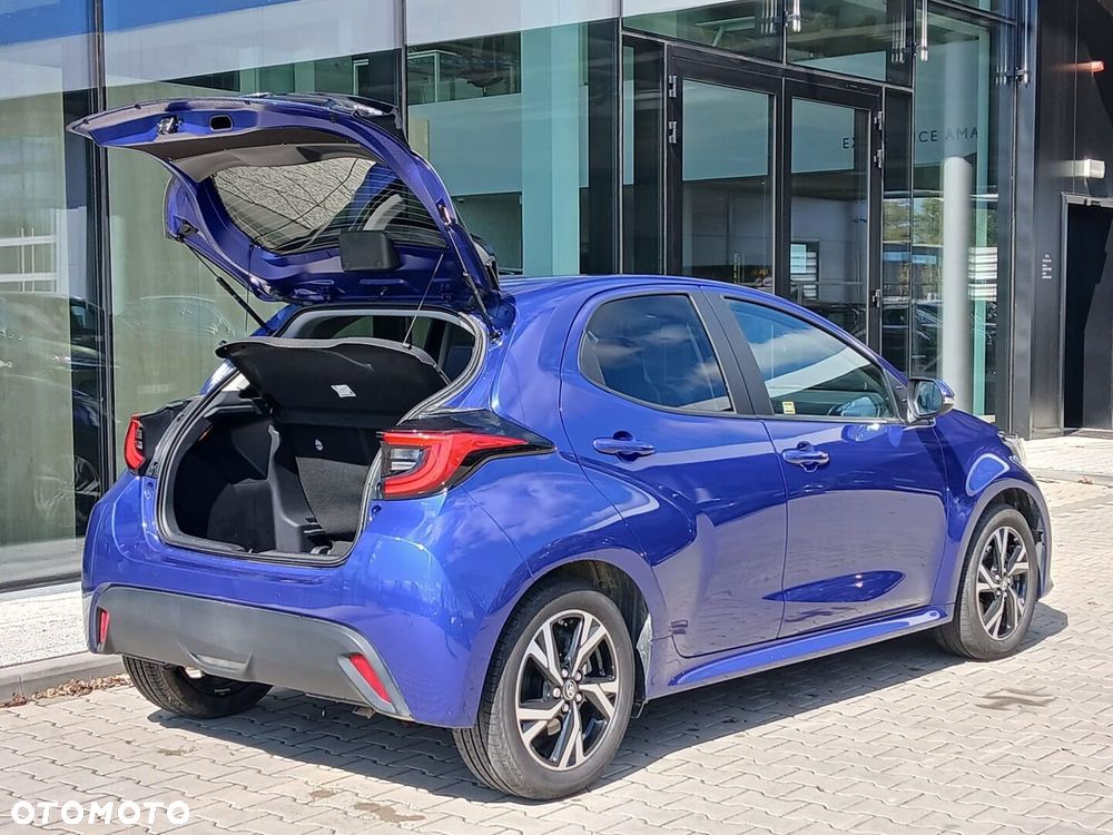 Toyota Yaris Hybrid 1.5 Style - 34