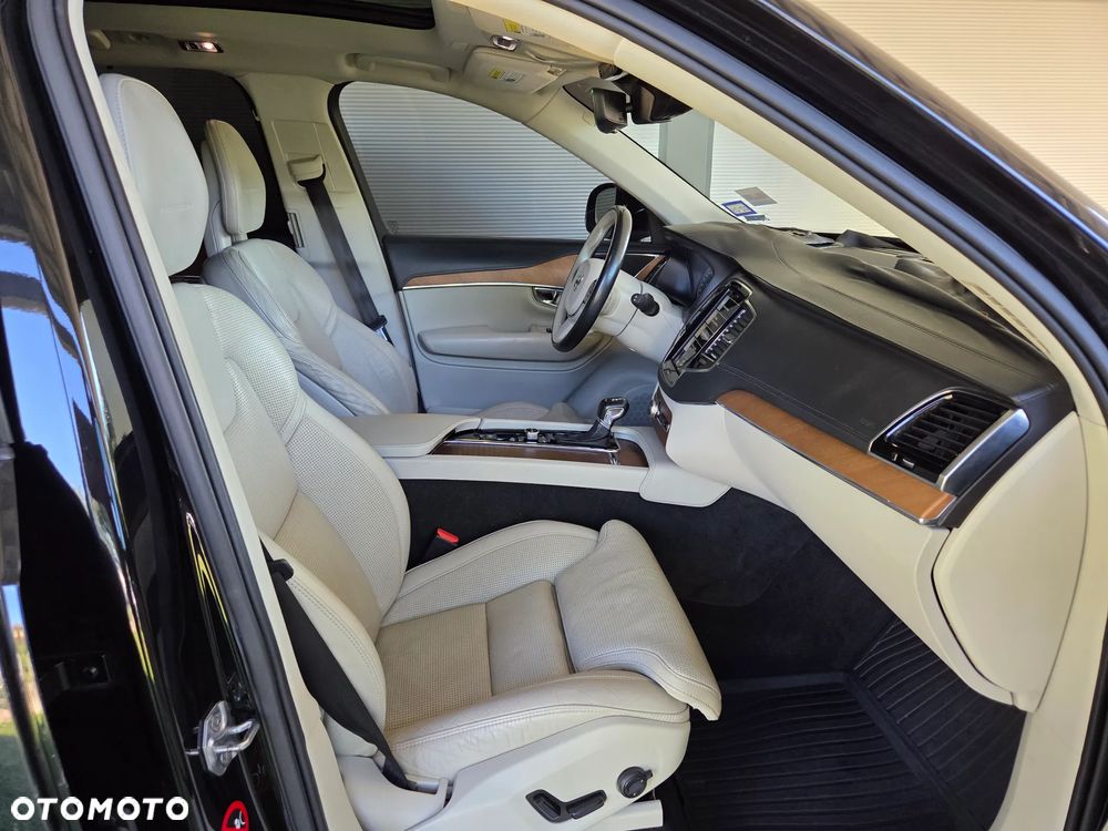 Volvo XC 90 T6 AWD Inscription 7os - 9