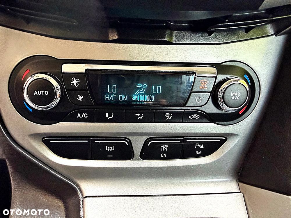Ford Focus 1.6 TDCi DPF Start-Stopp-System Titanium - 29