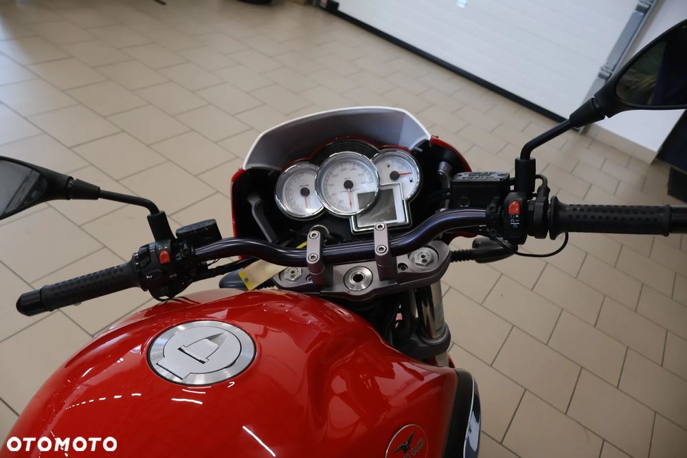 Moto Guzzi 1200 - 34