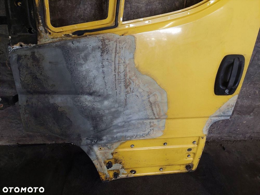 DRZWI GOŁE LEWY PRZÓD IVECO DAILY IV LIFT 2019- - 2