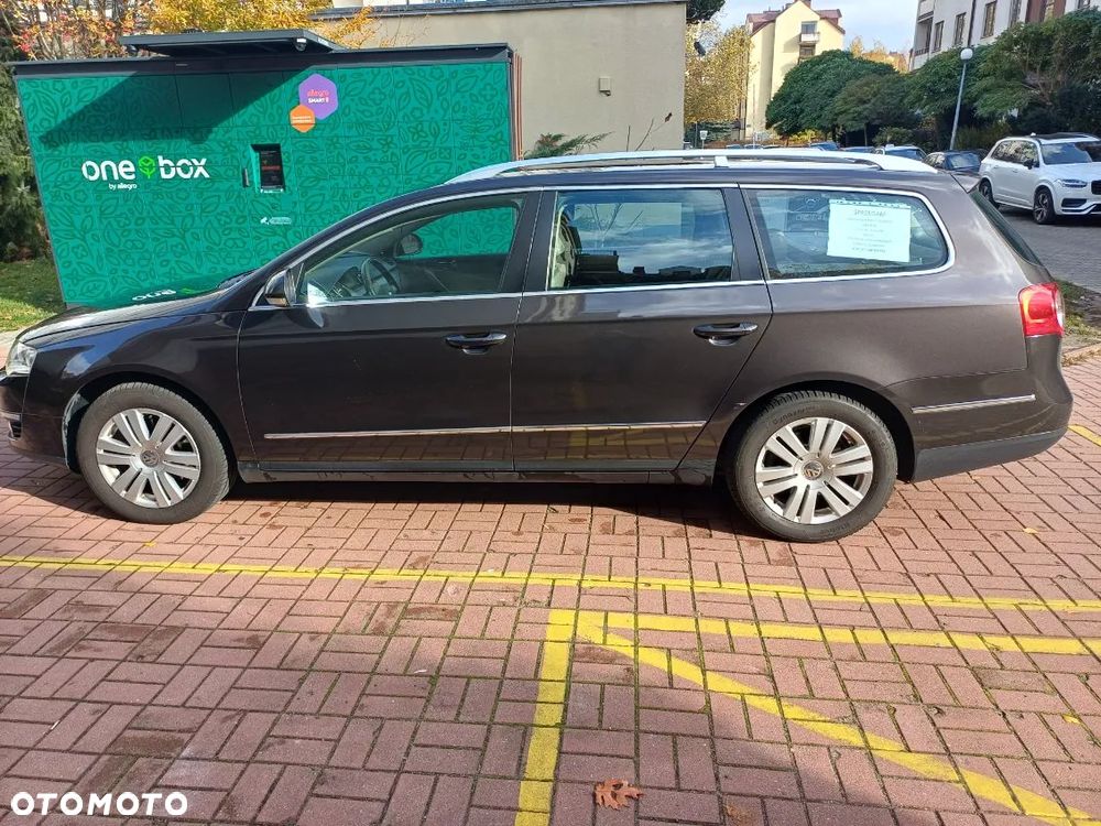 Volkswagen Passat 2.0 TDI DPF Highline - 8