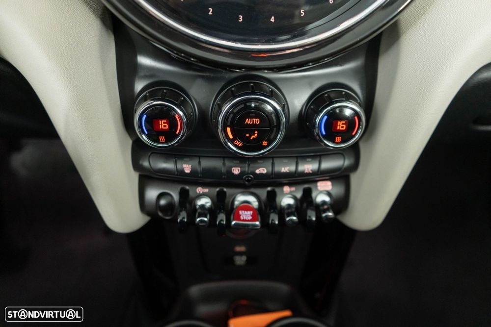 MINI Cabrio Cooper Auto - 23