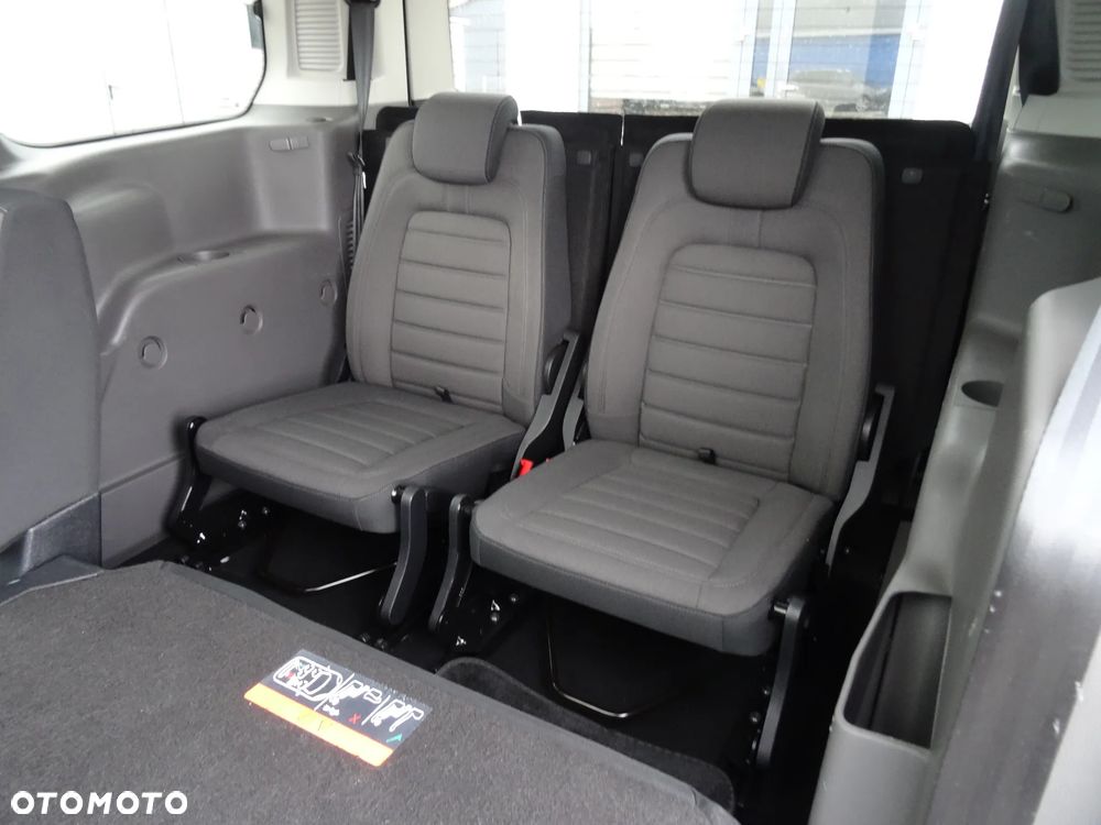 Ford Tourneo Connect Grand 1.5 TDCi Start/Stop Titanium - 20