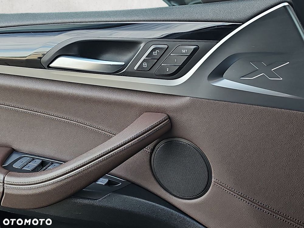 BMW X4 - 16