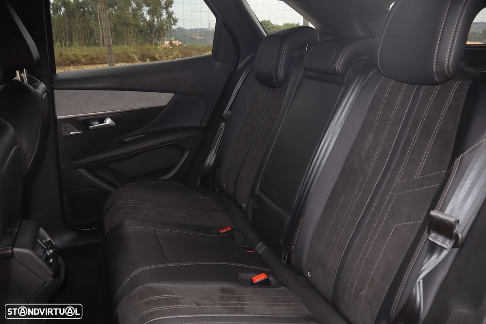 Peugeot 3008 1.6 Hybrid4 GT Line e-EAT8 - 11