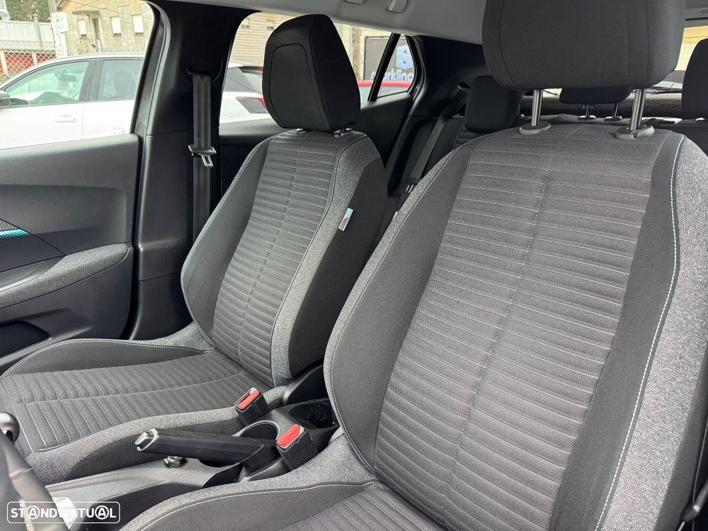 Peugeot 2008 - 14