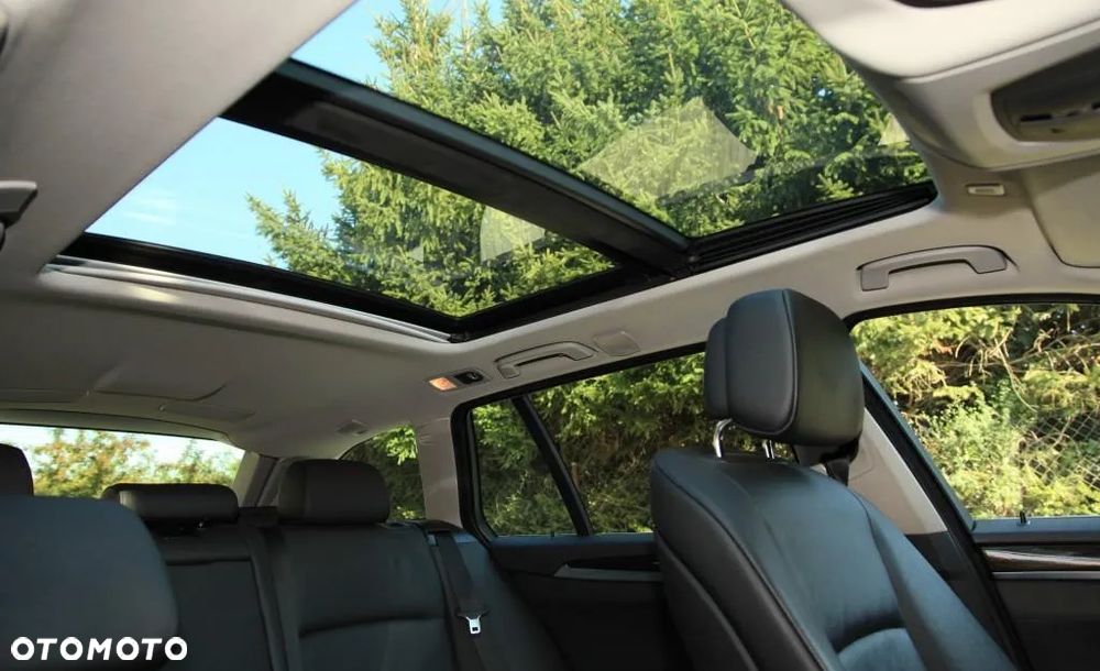 BMW Seria 5 520d Touring - 33