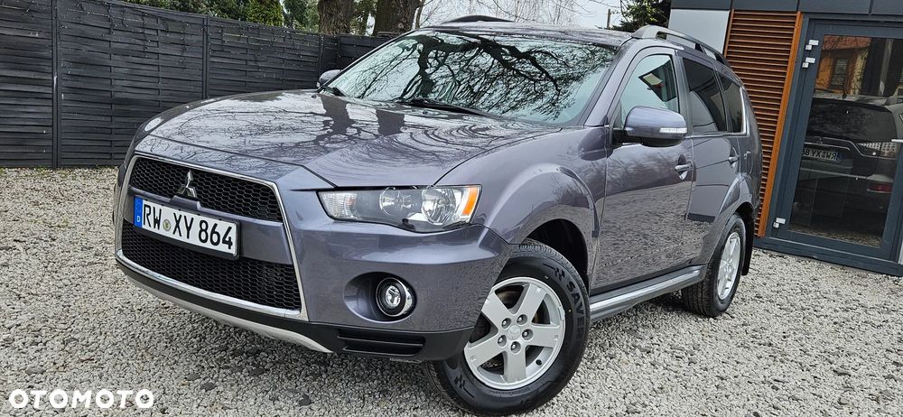 Mitsubishi Outlander 2.0 DI-D 4WD Intense - 20