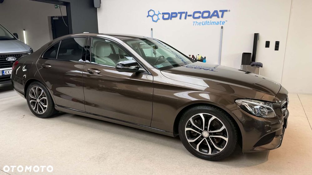Mercedes-Benz Klasa C 300 7G-TRONIC - 3