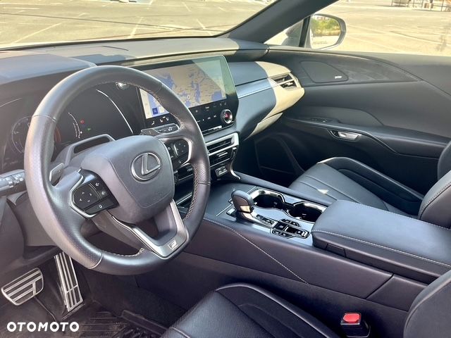Lexus RX - 8