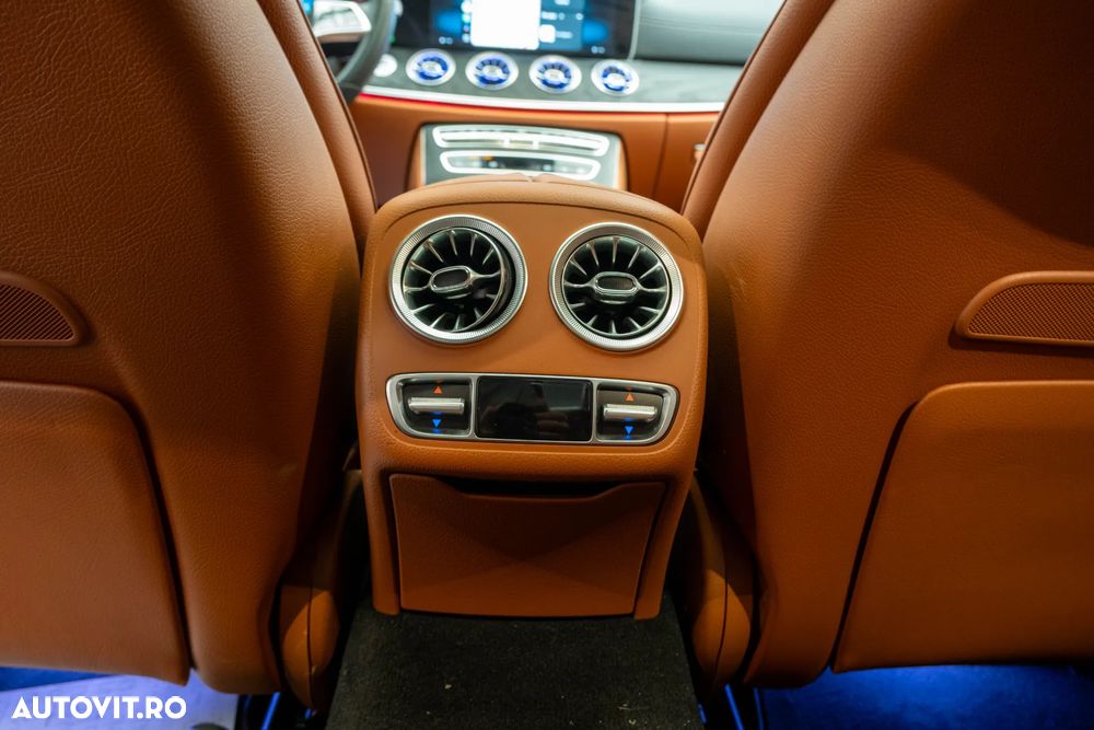 Mercedes-Benz CLS 450 4MATIC 9G-TRONIC AMG Line - 23