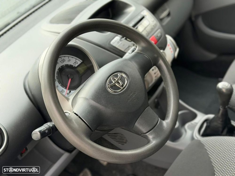 Toyota Aygo 1.0 + AC - 6
