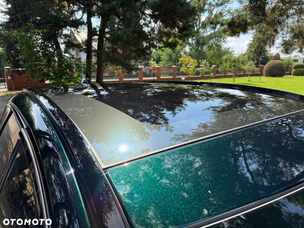 Jaguar XF 2.0 P300 AWD R-Dynamic Black - 38