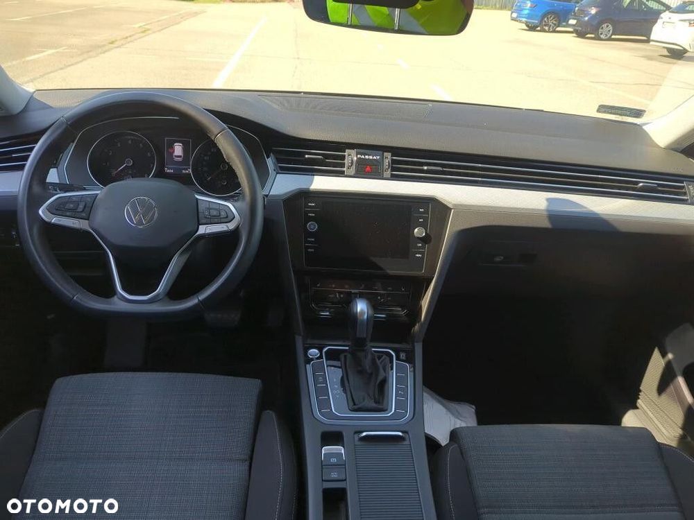 Volkswagen Passat - 5