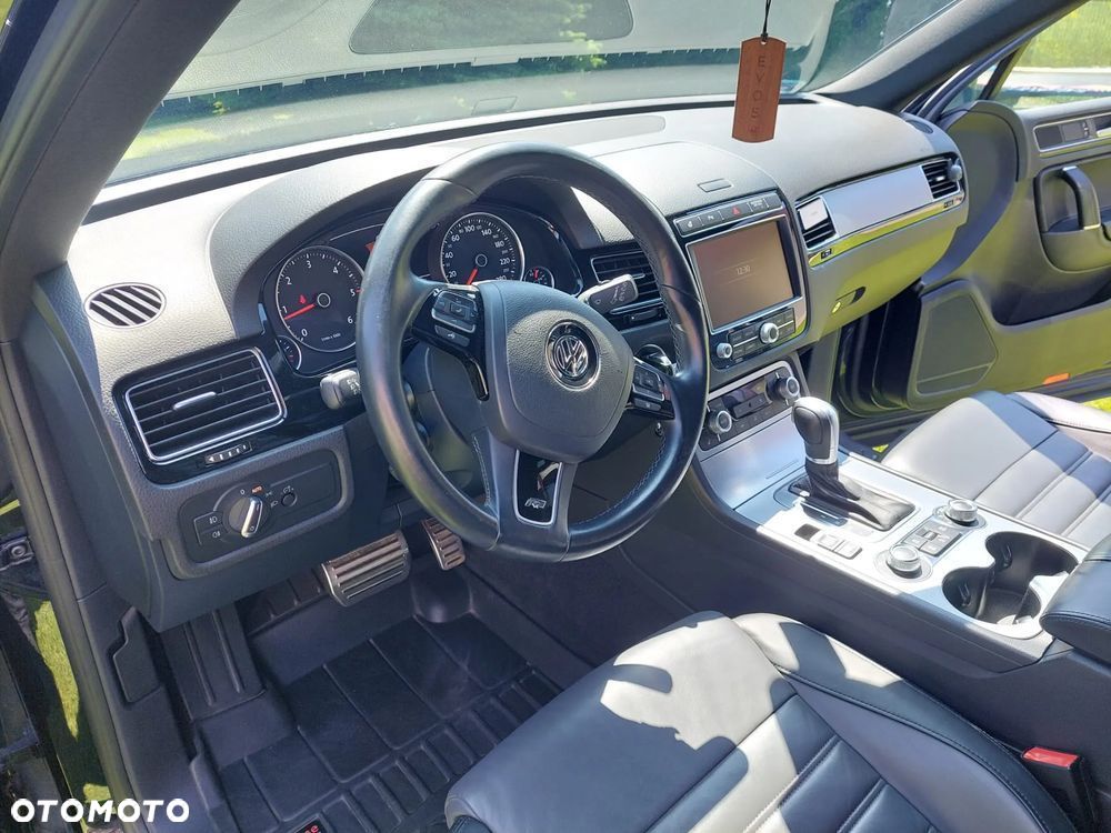 Volkswagen Touareg 3.0 V6 TDI BMT Perfectline R-Style - 19
