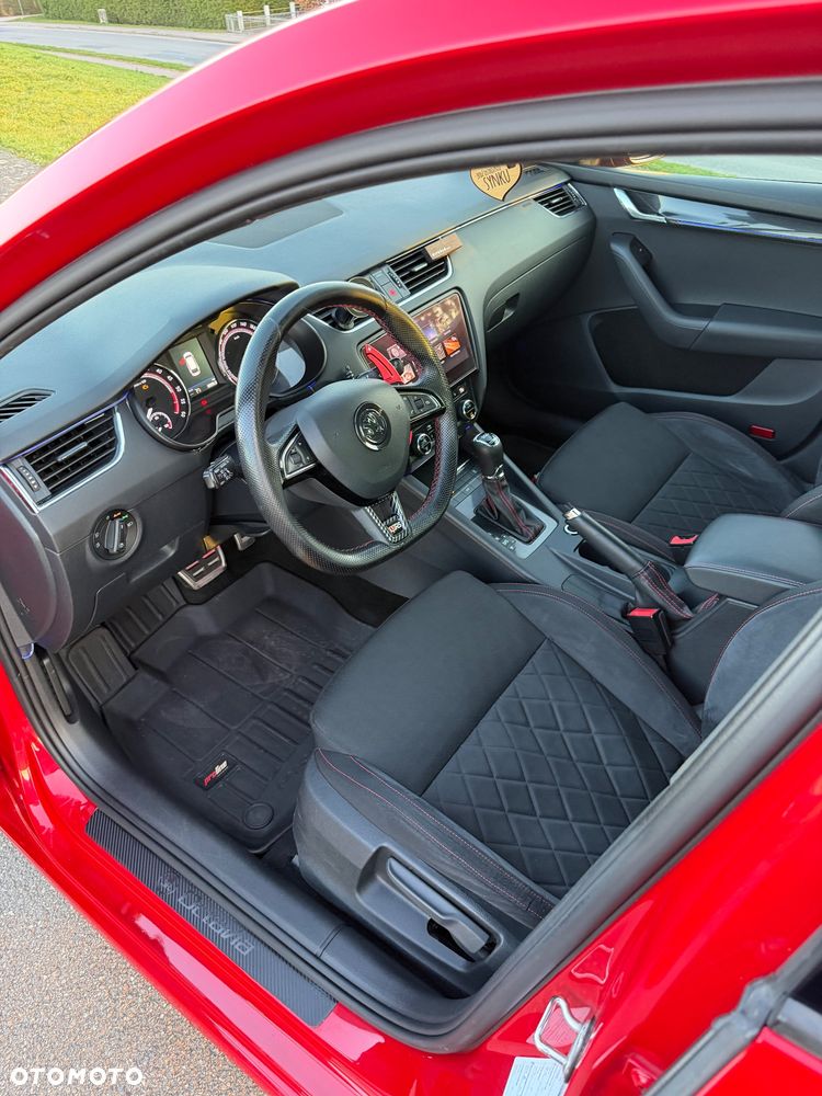 Skoda Octavia 2.0 TDI RS DSG EU6 - 22