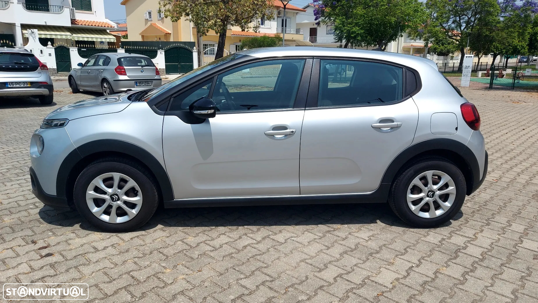 Citroën C3 Pure Tech Shine - 2
