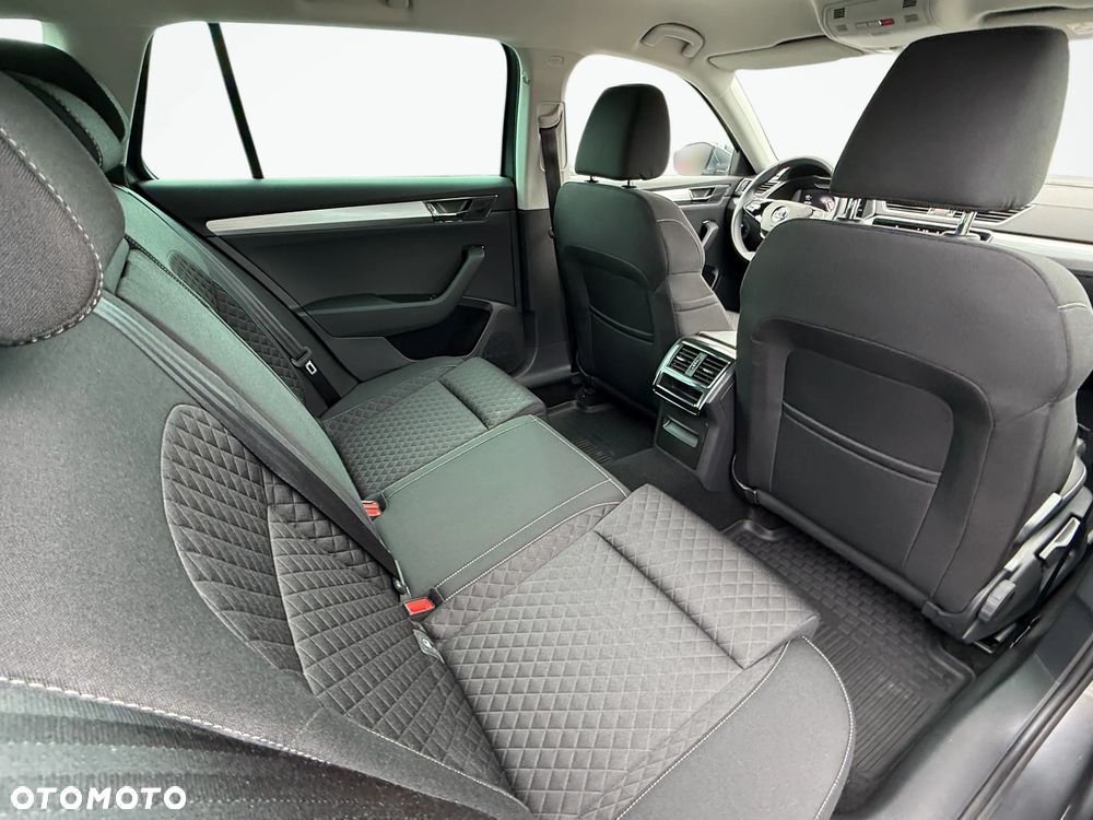 Skoda Superb 2.0 TSI Ambition DSG - 20