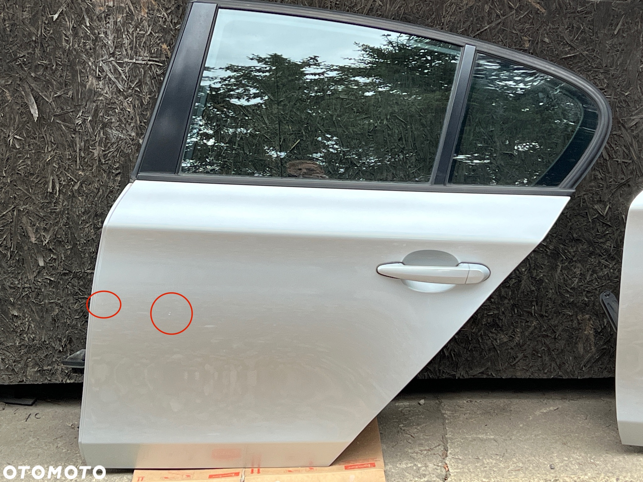 BMW 1 E87  DRZWI LEWY TYŁ TYLNE LEWE   354 TITANSILBER METALLIC - 2