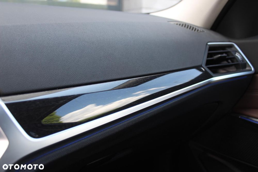 BMW Seria 3 - 14