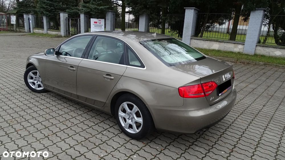 Audi A4 Limousine 2.0 TDI DPF Attraction - 4
