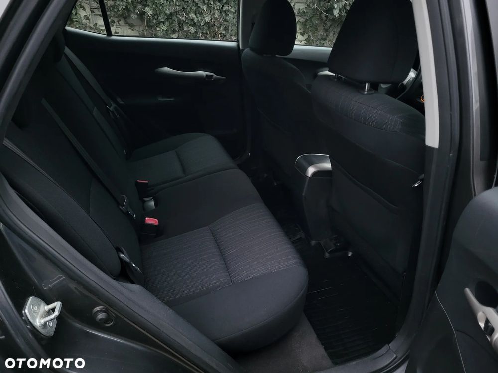 Toyota Auris 1.4 VVT-i - 12