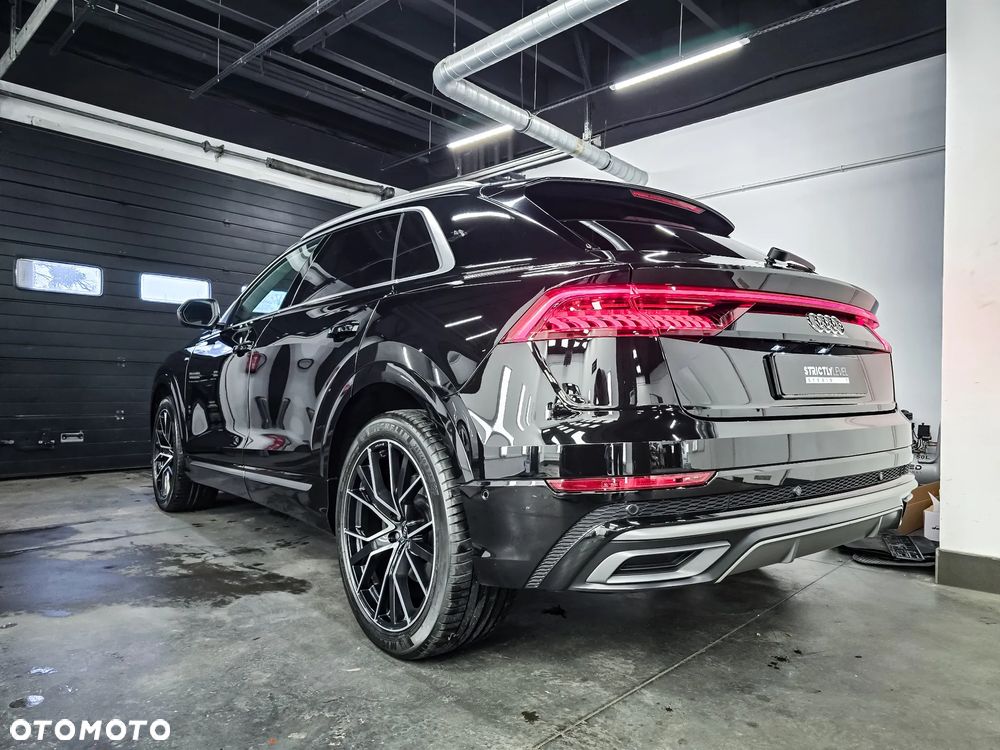 Audi Q8 - 2