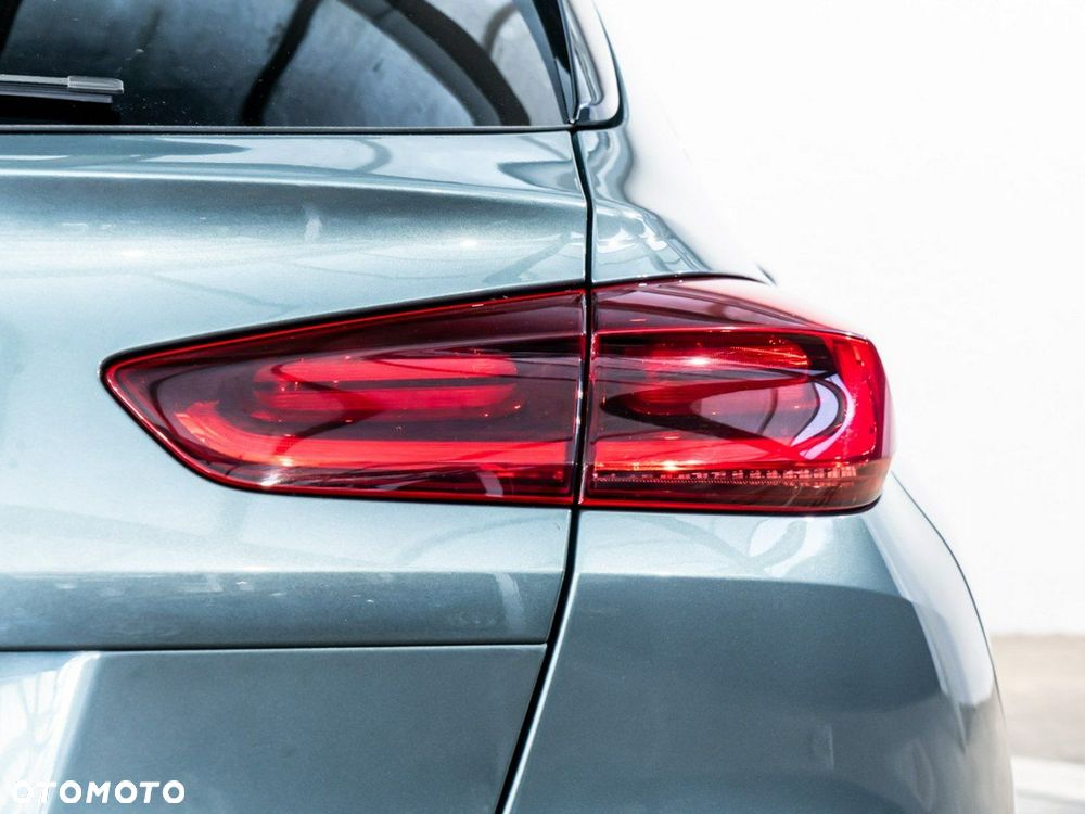 Kia XCeed 1.5 T-GDI M - 10