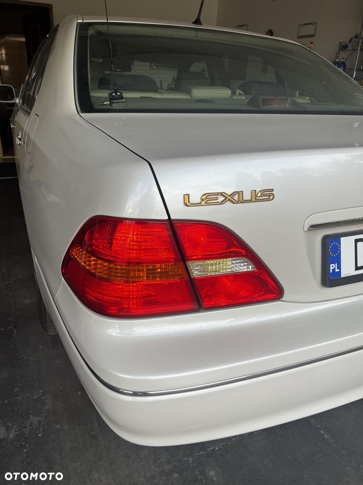 Lexus LS - 2