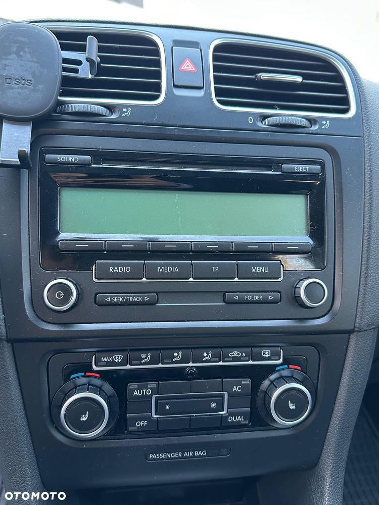 Volkswagen Golf 1.4 TSI Highline DSG - 10