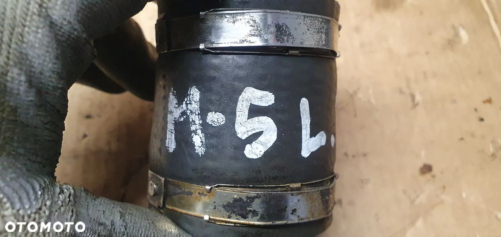 Rura wąż przewód turbiny BMW M5 G30 F90 4.4 V8 7856923 - 5