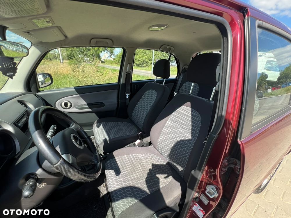 Daihatsu Trevis 1.0 - 11