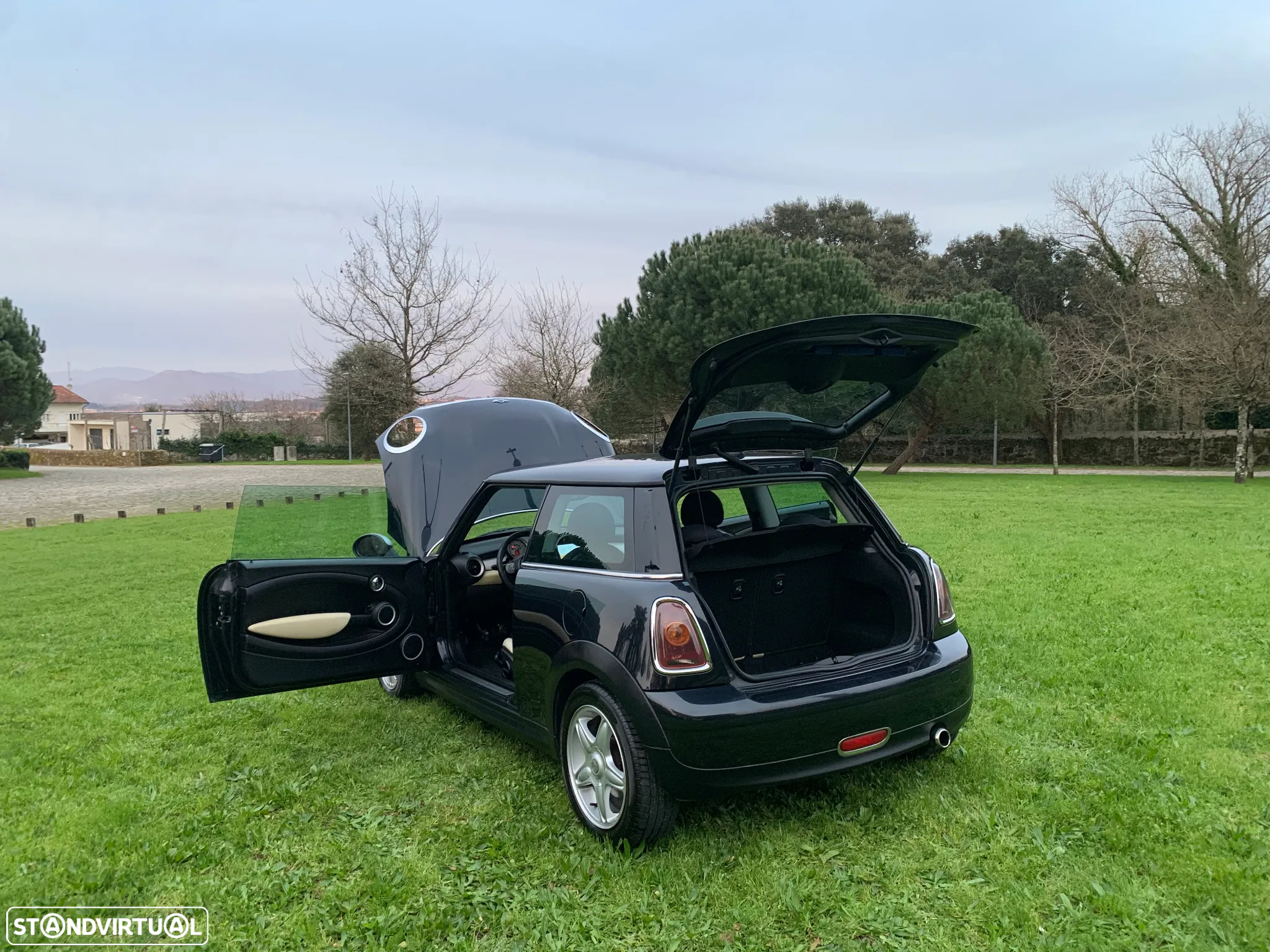 MINI 3 Portas Cooper D - 50