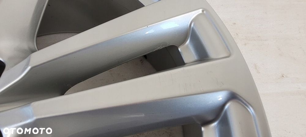 FELGA AUDI Q7 II 8x20 20 ET28 5x112 4M0601025G - 4