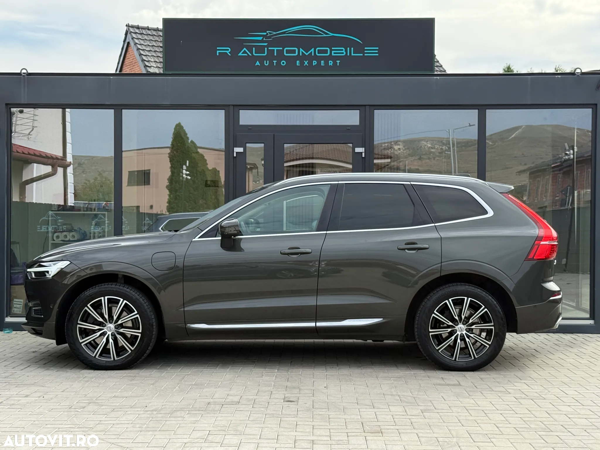 Volvo XC 60 T8 Twin Engine AWD Inscription - 5