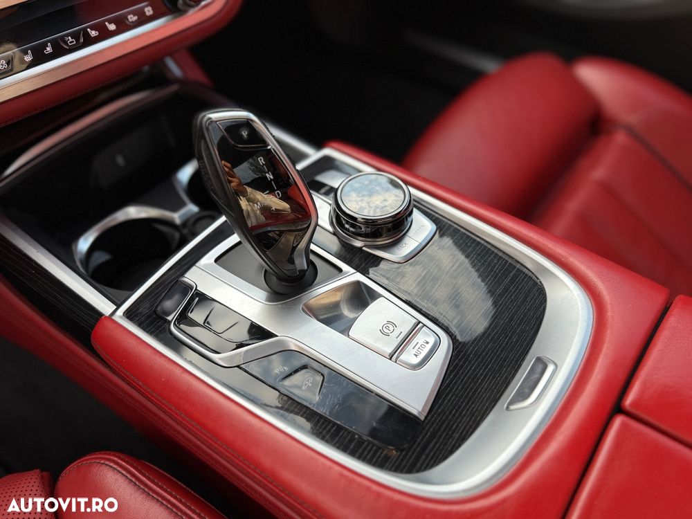 BMW Seria 7 740Li - 10