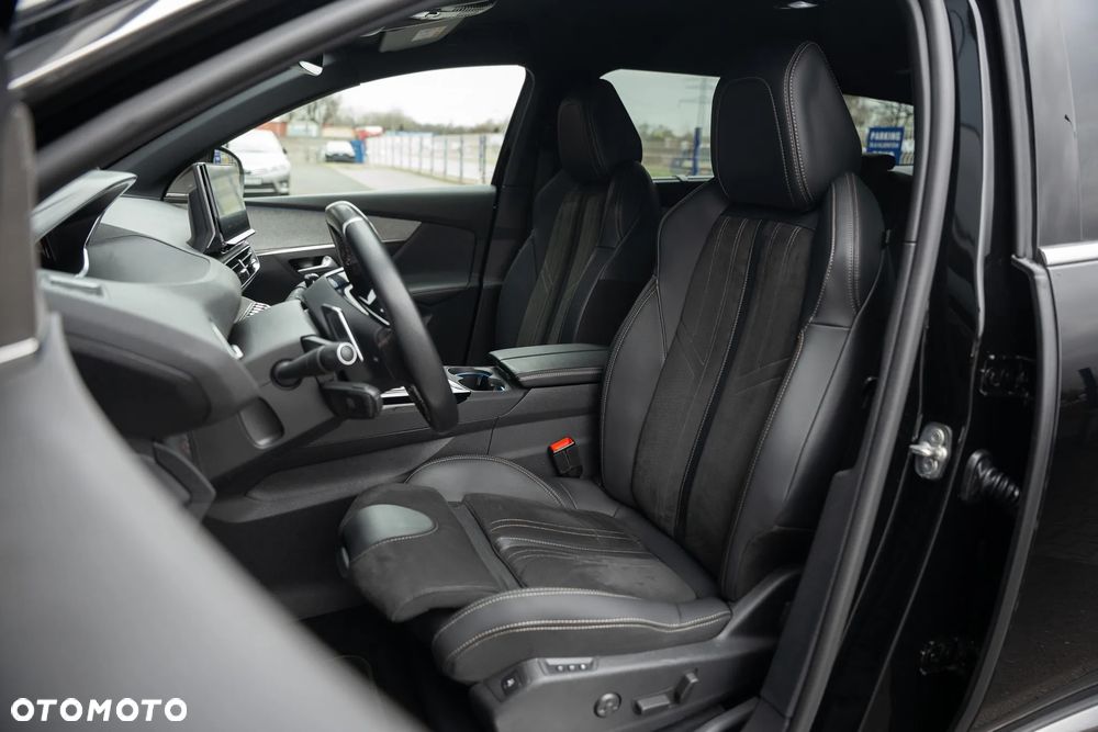 Peugeot 5008 1.6 PureTech GT Pack S&S EAT8 - 23