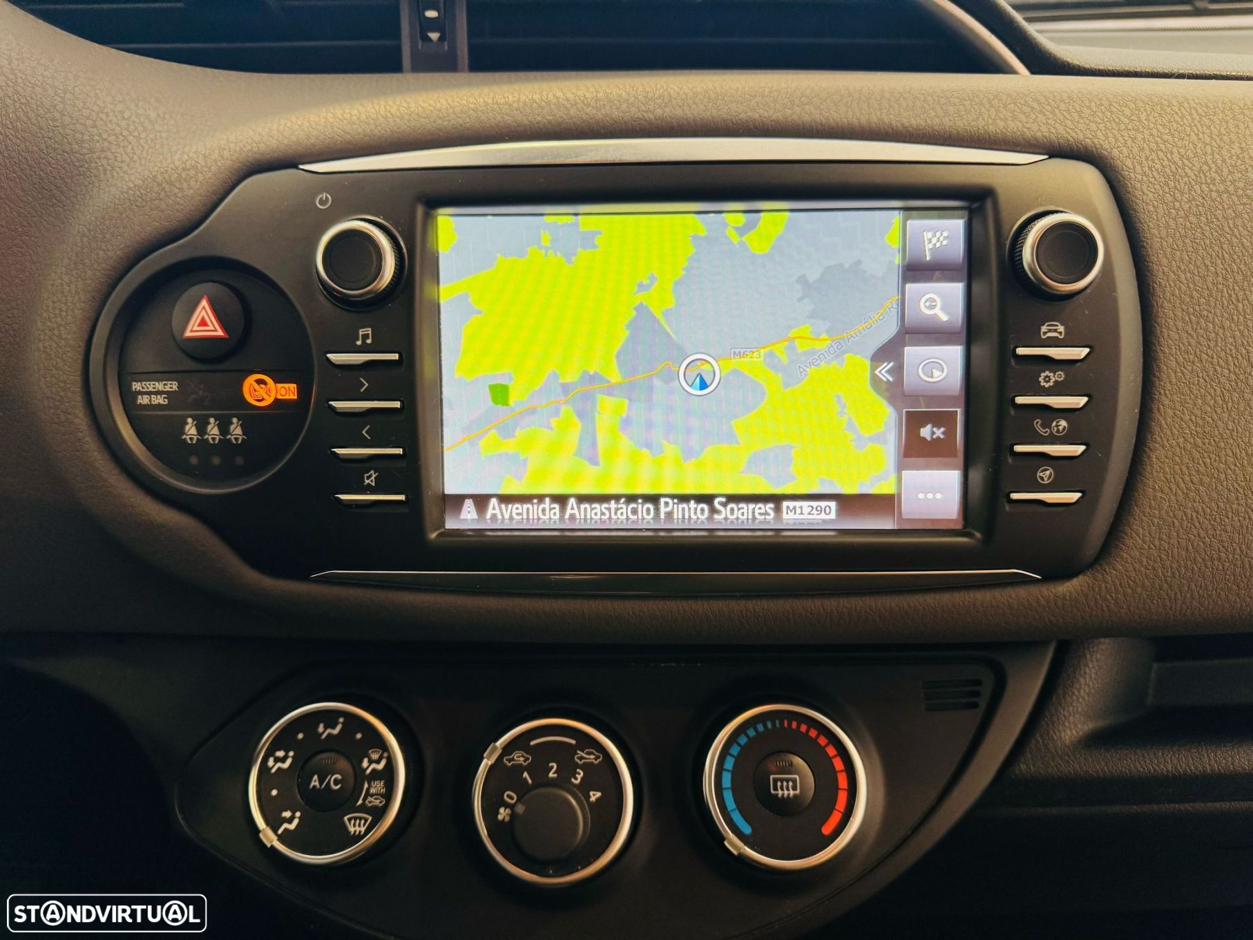 Toyota Yaris 1.0 VVT-i Comfort Plus - 9