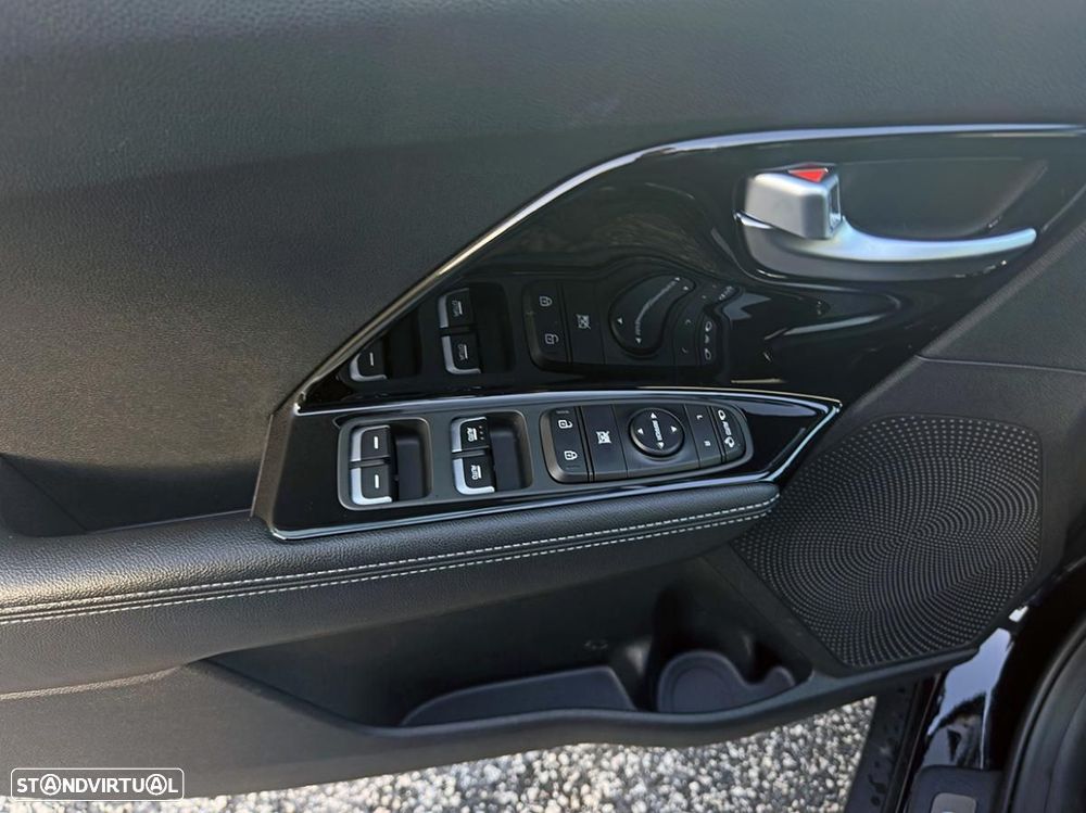 Kia Niro 1.6 GDi PHEV Tech - 9