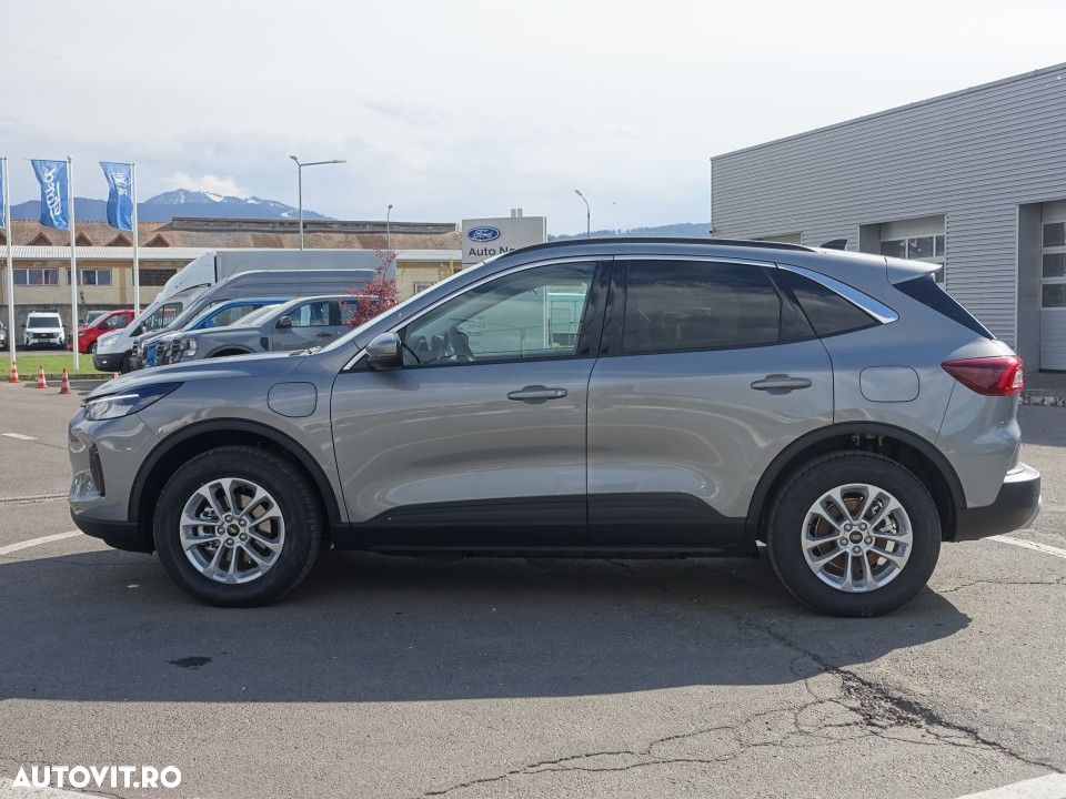Ford Kuga - 8