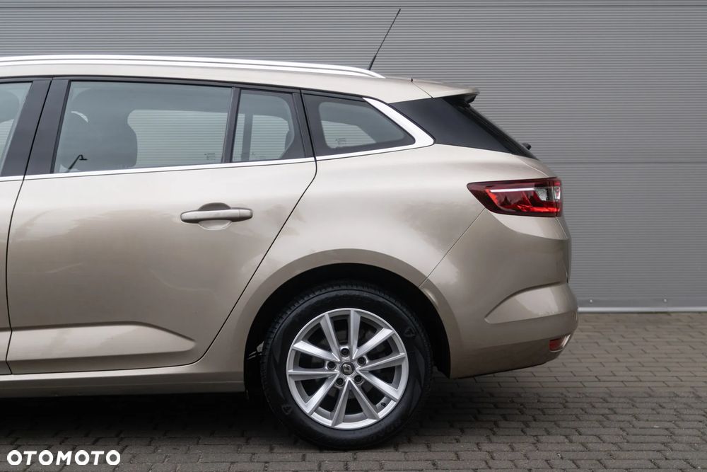Renault Megane ENERGY TCe 130 EXPERIENCE - 18