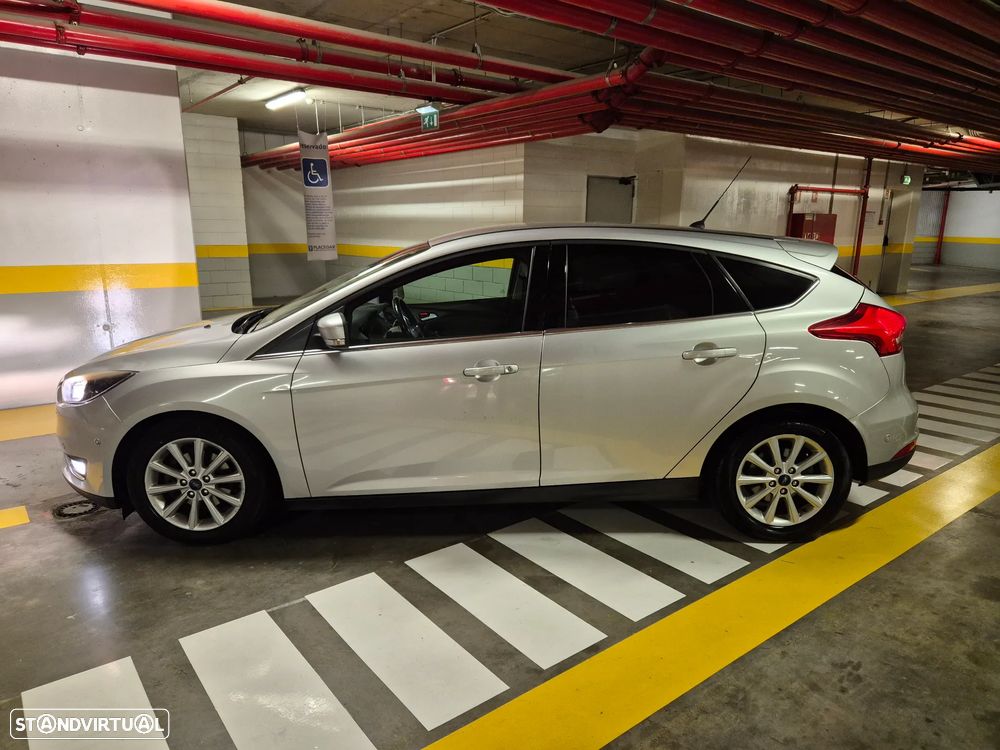 Ford Focus 1.0 SCTi Titanium - 2